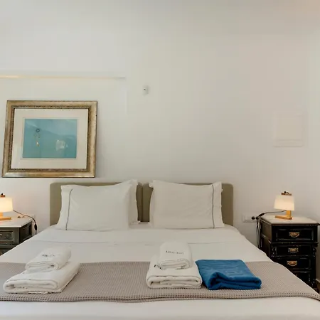 Blueros - Olive Pensión Mégas Yialós-Nítes